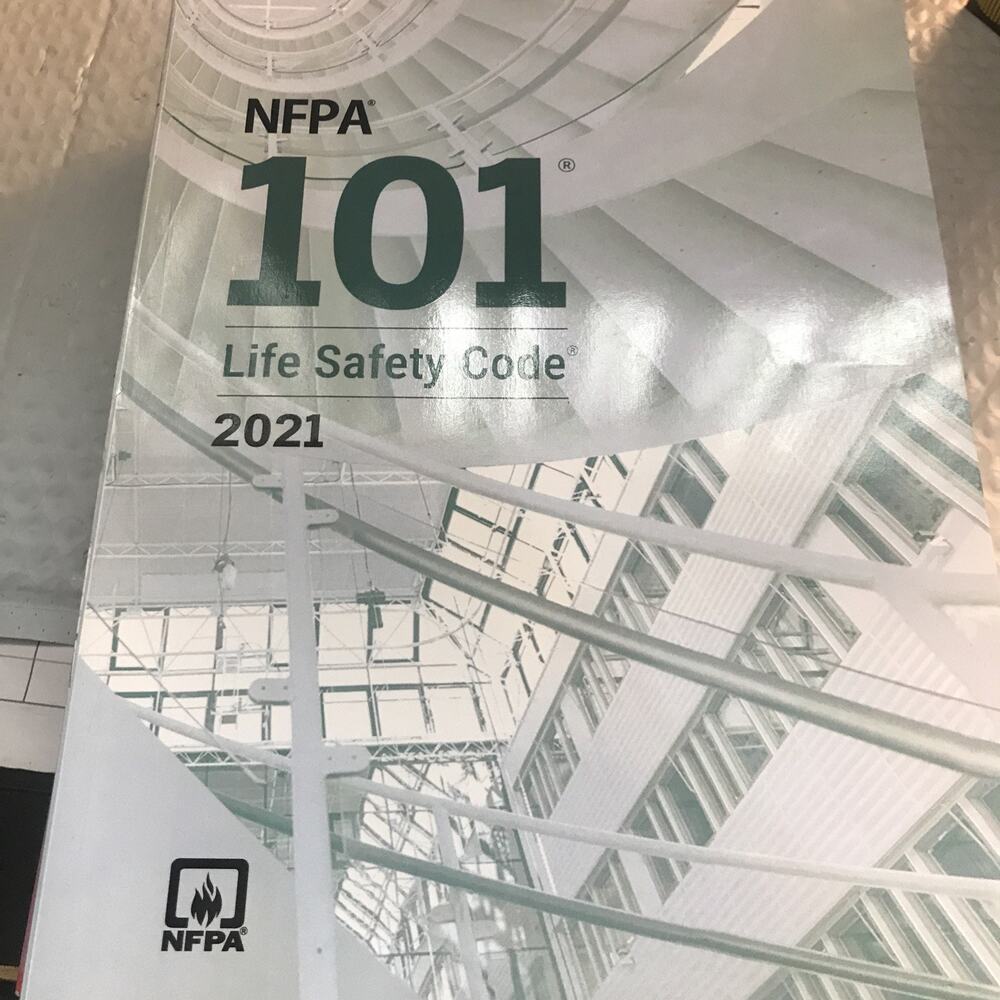 *2021 NFPA 101 Life Safety Code Paperback Edition